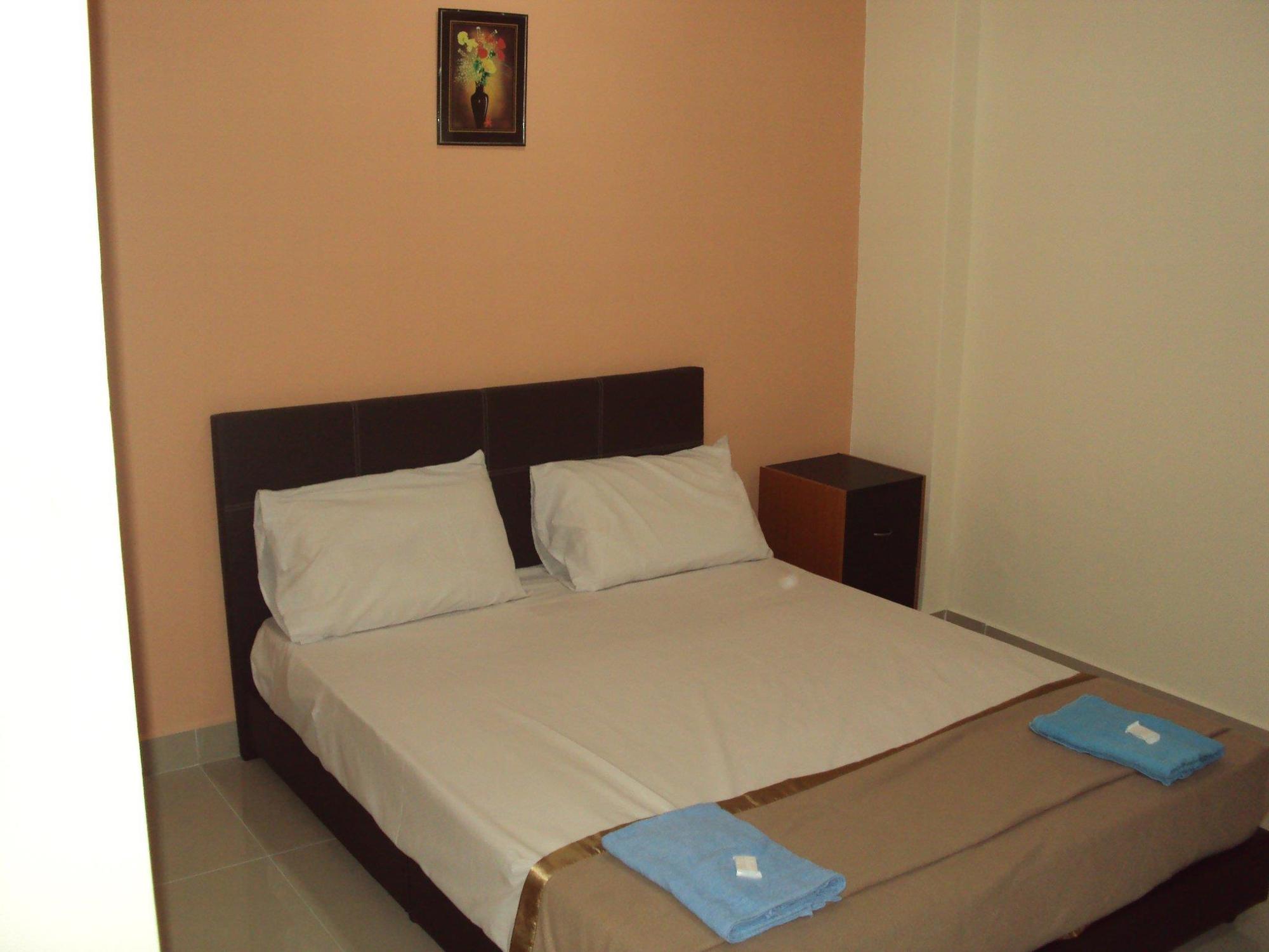 Oyo 44010 Royals Star Hotel Seremban Luaran gambar